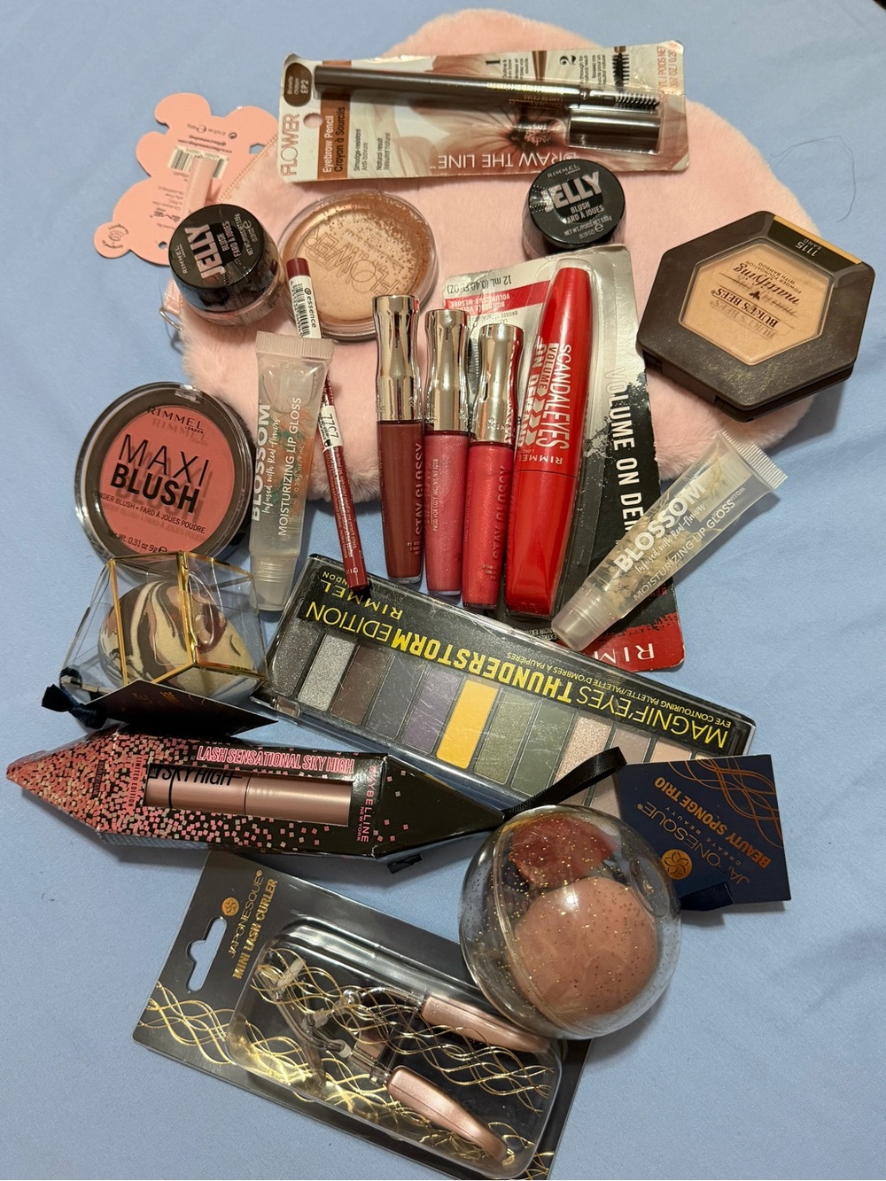 Rimmel London Lip & Cheek Set with Pink and Red Shades